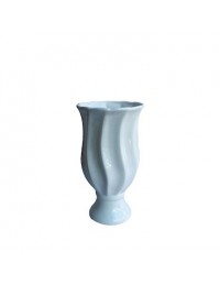 (R$16,00) Vaso Torcido Azul Baby (A36 / D16cm)