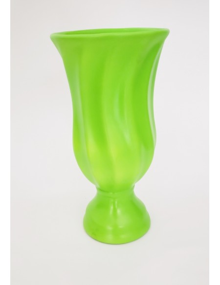 (R$14,00) Vaso Torcido Verde Neon (A36 / D7.5cm)