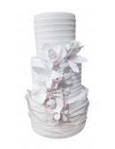 (R$110,00) Bolo Fake Branco 3 Andares Flor Branca (D25/A45cm)